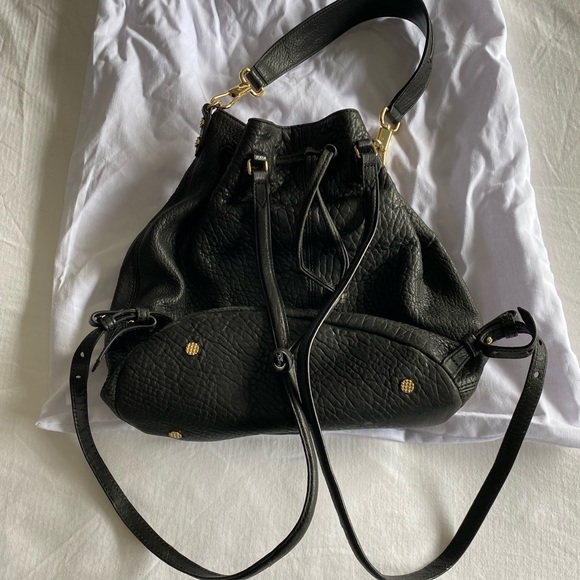 Elizabeth and James shoulder convertible backpack bucket bag - Picture 2 of 6